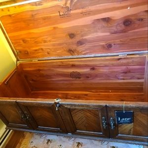 Hope chest by Lane cedar lined with a bottom drawe